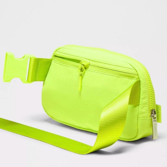Lululemon Neon Green Belt Bag - Picture 5 of 10